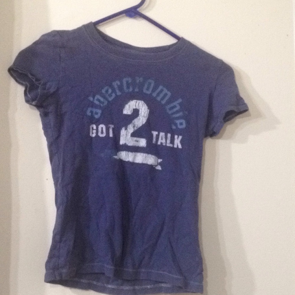 Abercrombie blue tee shirt